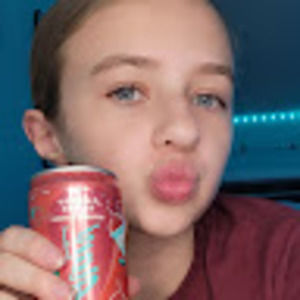 Meet your Posher, Rayna